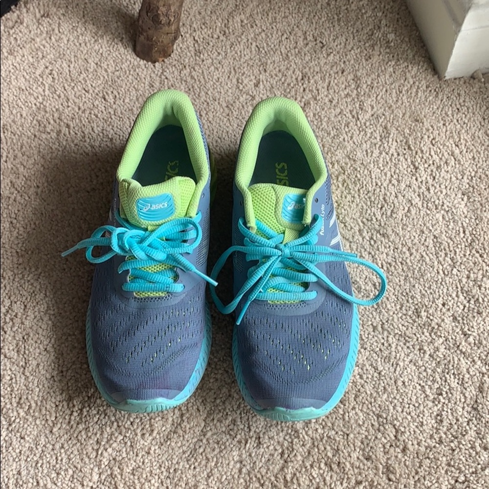 ASICS Sneakers